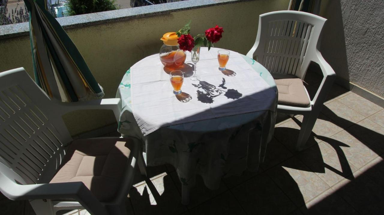 Apartments Grahovac Малинска Экстерьер фото